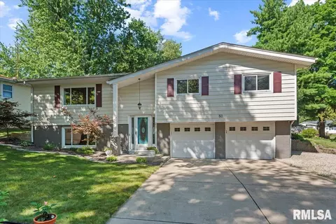 50 Coachlight Ct, Springfield, IL 62703