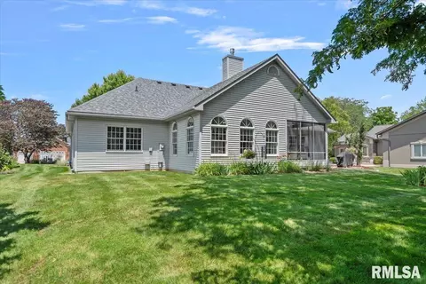 Exterior - 2508 Tartan Way, Springfield, IL 62711 photo 9 of 10