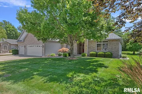 Exterior - 2508 Tartan Way, Springfield, IL 62711 photo 2 of 10