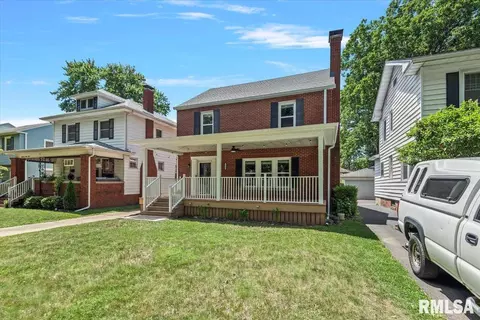 1829 S Walnut St, Springfield, IL 62704 photo 3
