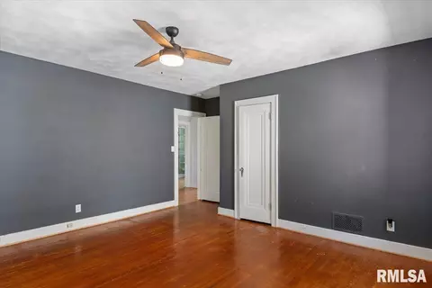 1829 S Walnut St, Springfield, IL 62704 photo 35