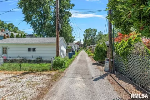 1829 S Walnut St, Springfield, IL 62704 photo 47