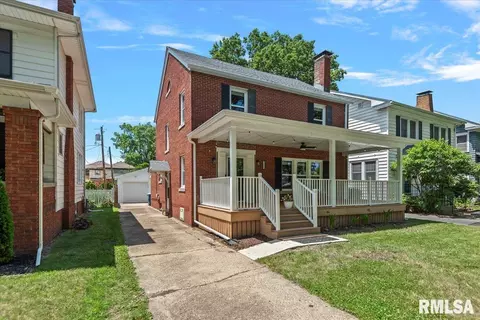 1829 S Walnut St, Springfield, IL 62704 photo 2
