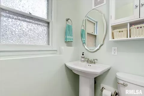 900 Roanoke Dr, Springfield, IL 62702 photo 26