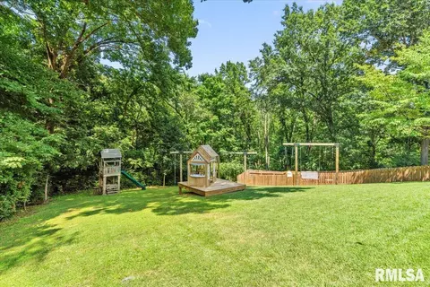 900 Roanoke Dr, Springfield, IL 62702 photo 33