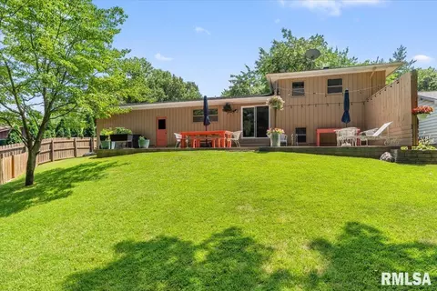 900 Roanoke Dr, Springfield, IL 62702 photo 32