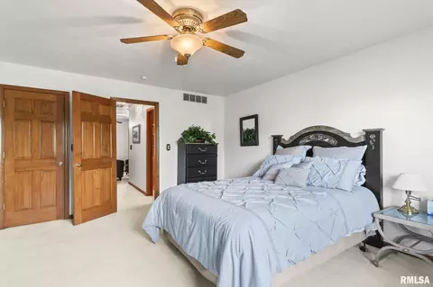 Bedroom - 3204 Eagle Watch Dr, Springfield, IL 62711 photo 6 of 6