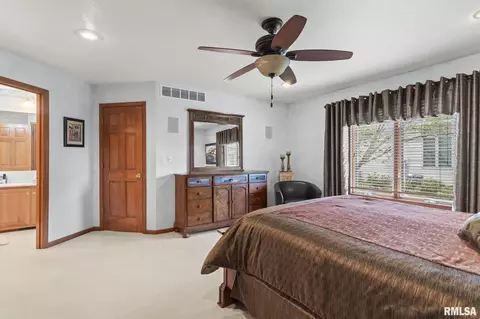 Bedroom - 3204 Eagle Watch Dr, Springfield, IL 62711 photo 3 of 6