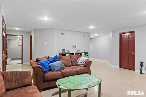 508 Tecumseh Trl, Springfield, IL 62711 photo 39
