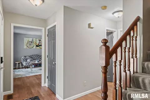 508 Tecumseh Trl, Springfield, IL 62711 photo 9