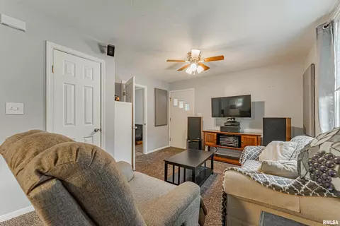 Other - 302 W Gray Ave, Bloomington, IL 61701 photo 2 of 10