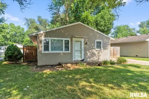 3328 Mars Ave, Springfield, IL 62707