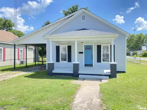 237 W Caldwell St, Auburn, IL 62615
