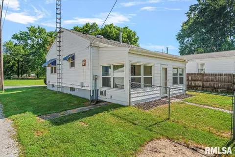 Exterior - 2912 Enos Ave, Springfield, IL 62702 photo 1 of 5