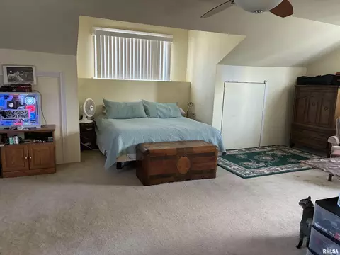 Bedroom - 700 S 20th St, Quincy, IL 62301 photo 1 of 4