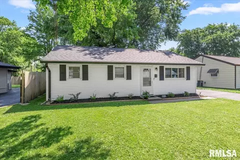 3320 Buckner St, Springfield, IL 62703 photo 2