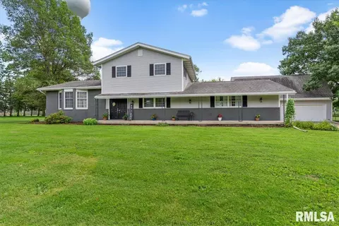 6602 Van Ave, Virden, IL 62690