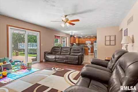 1420 Weston Pointe Dr, Springfield, IL 62704 photo 10