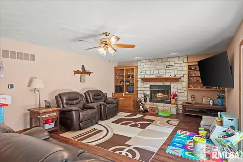 1420 Weston Pointe Dr, Springfield, IL 62704 photo 12