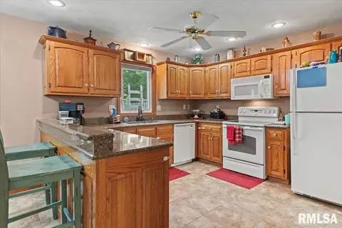1420 Weston Pointe Dr, Springfield, IL 62704 photo 18