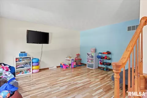 1420 Weston Pointe Dr, Springfield, IL 62704 photo 7