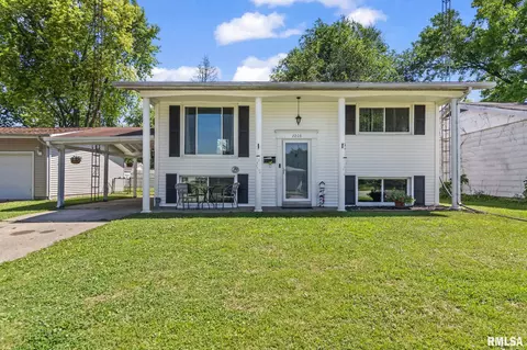 2208 E Black Ave, Springfield, IL 62702