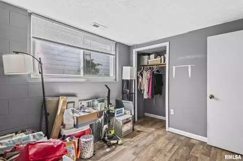 Other - 2208 E Black Ave, Springfield, IL 62702 photo 6 of 9