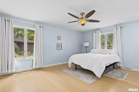 Bedroom - 1613 Denison Dr, Springfield, IL 62704 photo 1 of 8