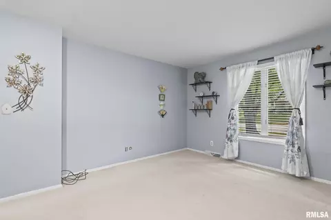 Bedroom - 1613 Denison Dr, Springfield, IL 62704 photo 6 of 8