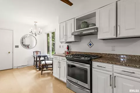 Kitchen - 1613 Denison Dr, Springfield, IL 62704 photo 3 of 4