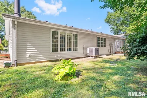 1009 Rickard Ct, Springfield, IL 62704 photo 26