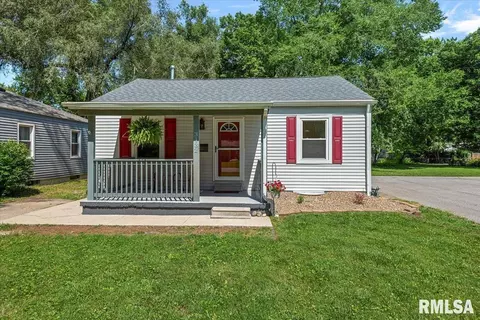 3132 S 4th St, Springfield, IL 62703