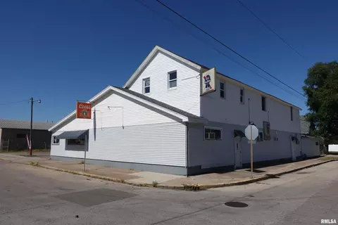 497 E Berrien St, Galesburg, IL 61401