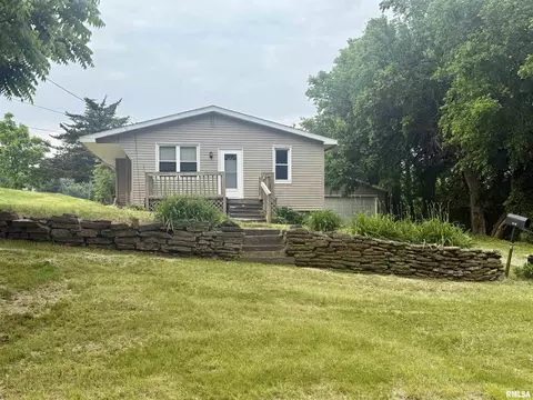 418 W Main St, Knoxville, IL 61448