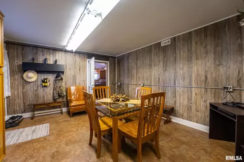 Dining - 23490 E Maple Rd, Bluford, IL 62814 photo 2 of 2