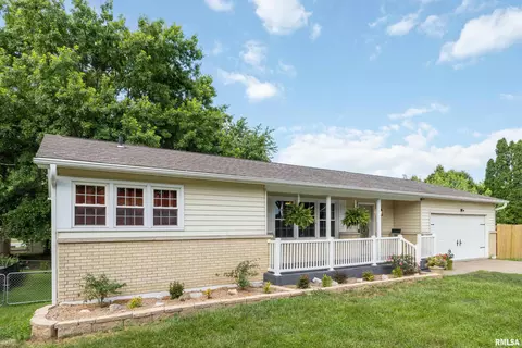 1717 Melview Rd, Quincy, IL 62305
