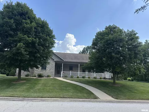 4004 Abbey Ridge St, Quincy, IL 62305