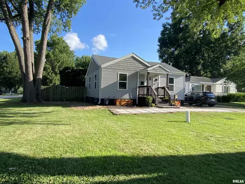 3341 Butler St, Springfield, IL 62703 photo 2