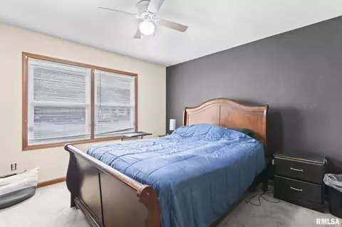 2013 E Adams St, Springfield, IL 62703 photo 16