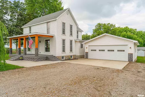 110 North St, Emden, IL 62635 photo 2