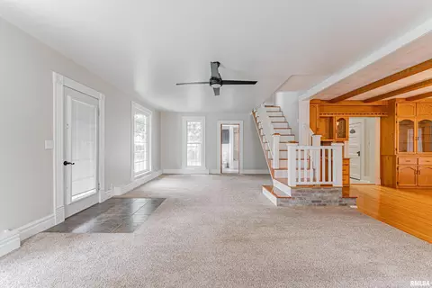 110 North St, Emden, IL 62635 photo 8