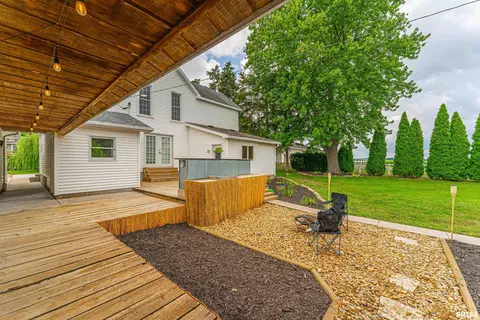 110 North St, Emden, IL 62635 photo 4