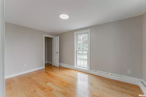 110 North St, Emden, IL 62635 photo 34