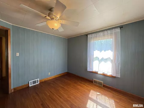 312 N Yates St, Alpha, IL 61413 photo 31