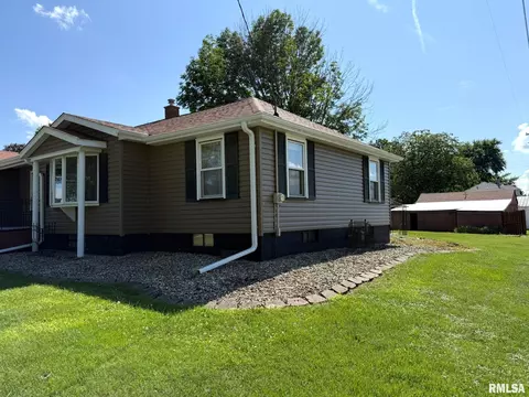 312 N Yates St, Alpha, IL 61413 photo 2