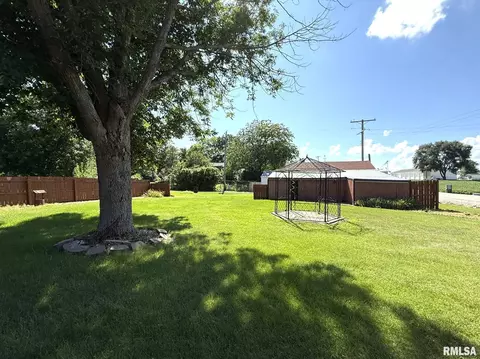 312 N Yates St, Alpha, IL 61413 photo 6