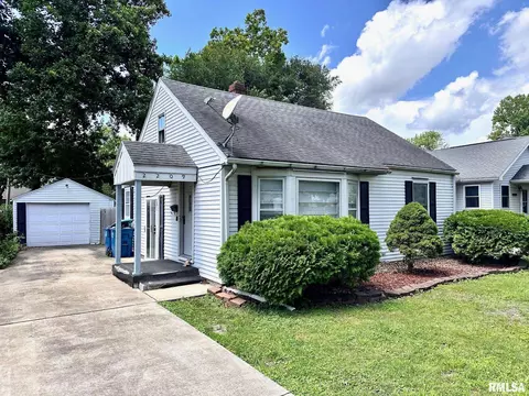 2209 S Pasfield St, Springfield, IL 62704 photo 1