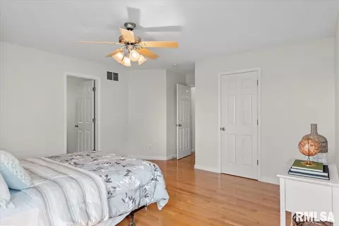 2837 Cronin Dr, Springfield, IL 62711 photo 17