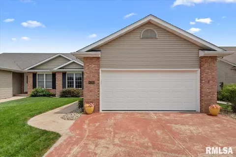 4310 Castle Pines Dr, Springfield, IL 62711 photo 2