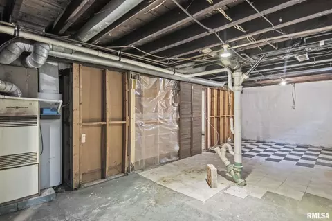 Other - 2105 Pasfield St, Springfield, IL 62704 photo 5 of 6